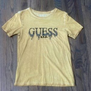 Guess vintage tee. Xs
